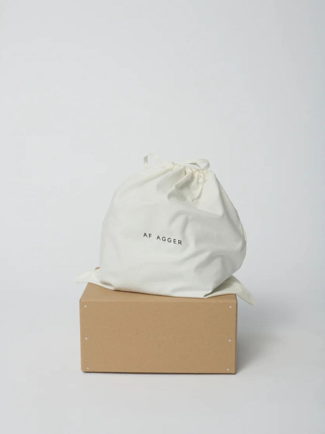 AF Agger Bags Veske | Full Leather Grain Bucket Bag