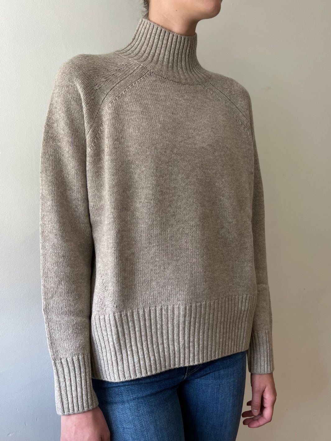 Allude Knit Genser | Mockneck Sweater Beige