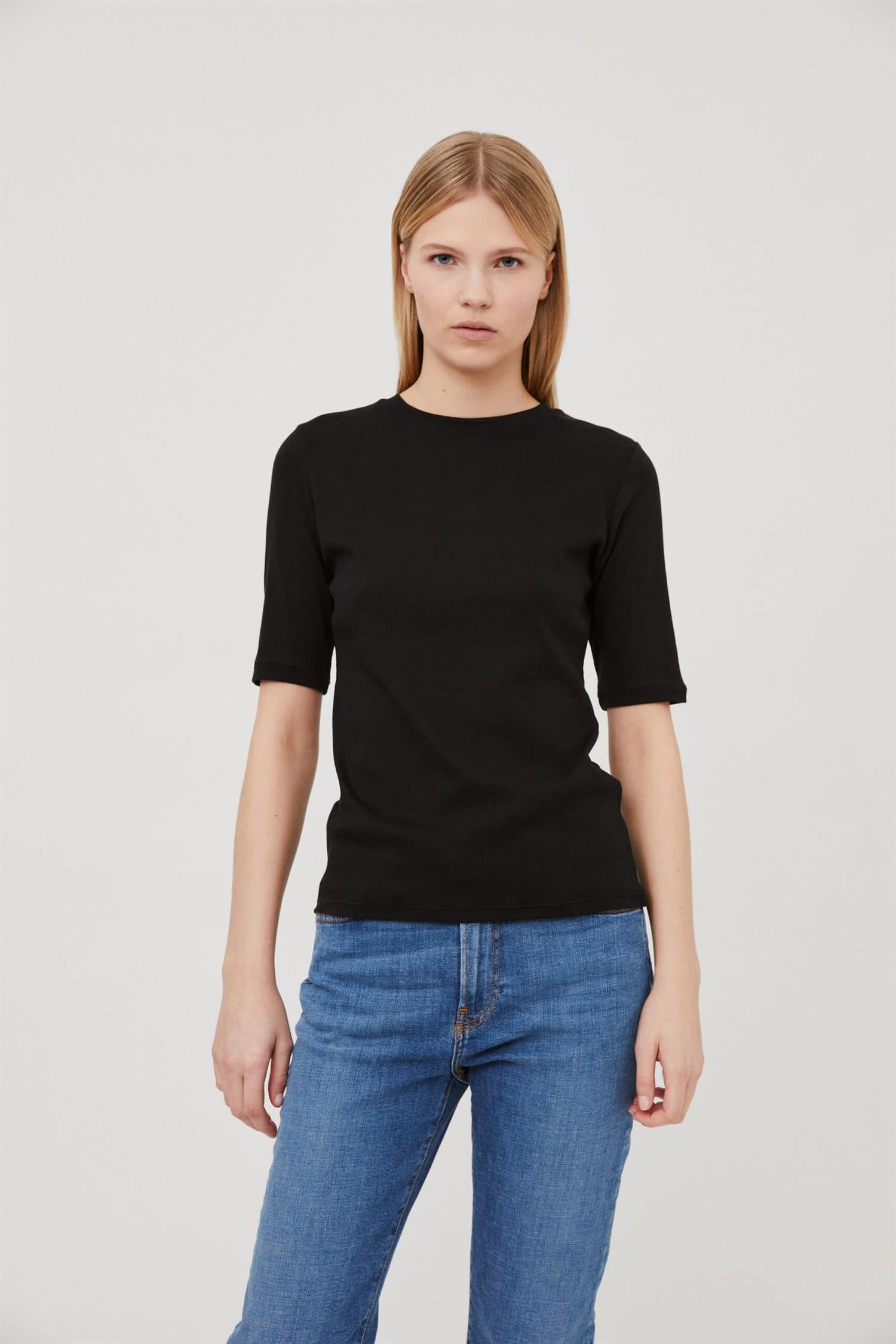 Julie Josephine Tees & Longsleeves T-skjorte | Marianne Rib Black