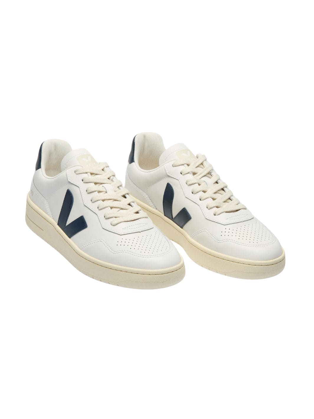 Veja Shoes Sneakers | V-90 Leather Extra-White Nautico