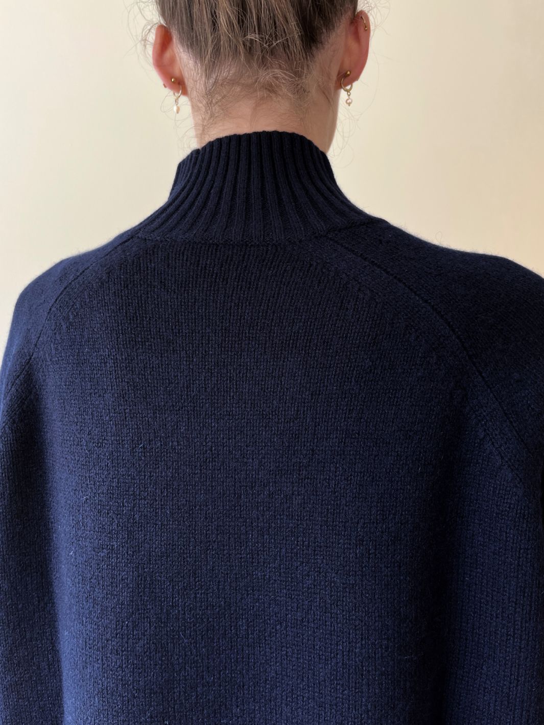 Allude Knit Genser | Mockneck Sweater Navy