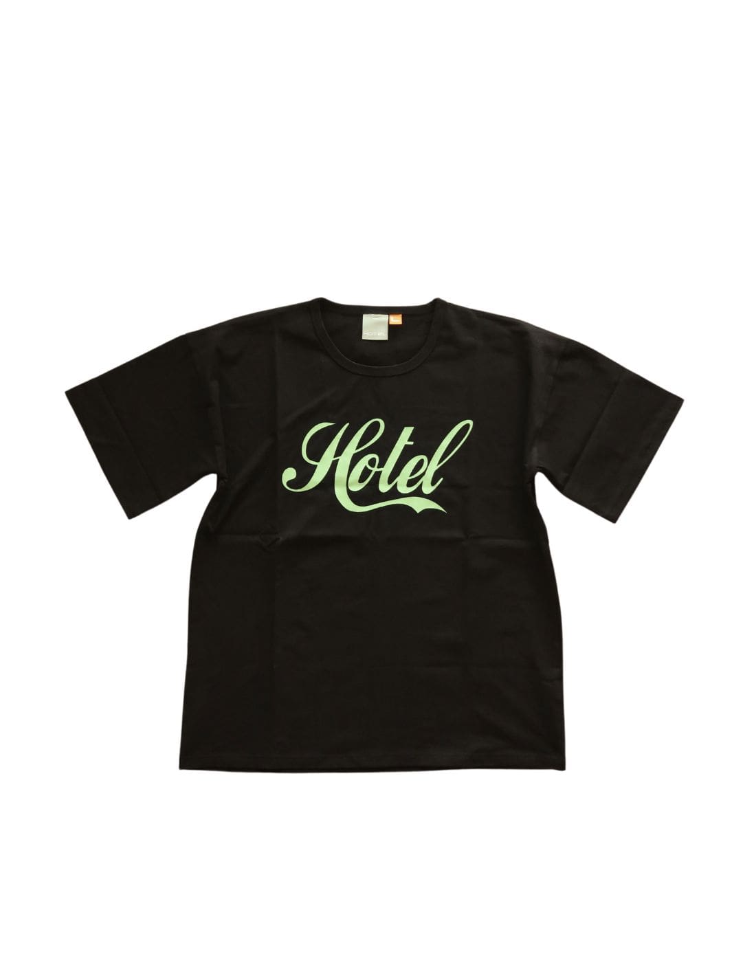 T-Skjorte | Script Tee Black