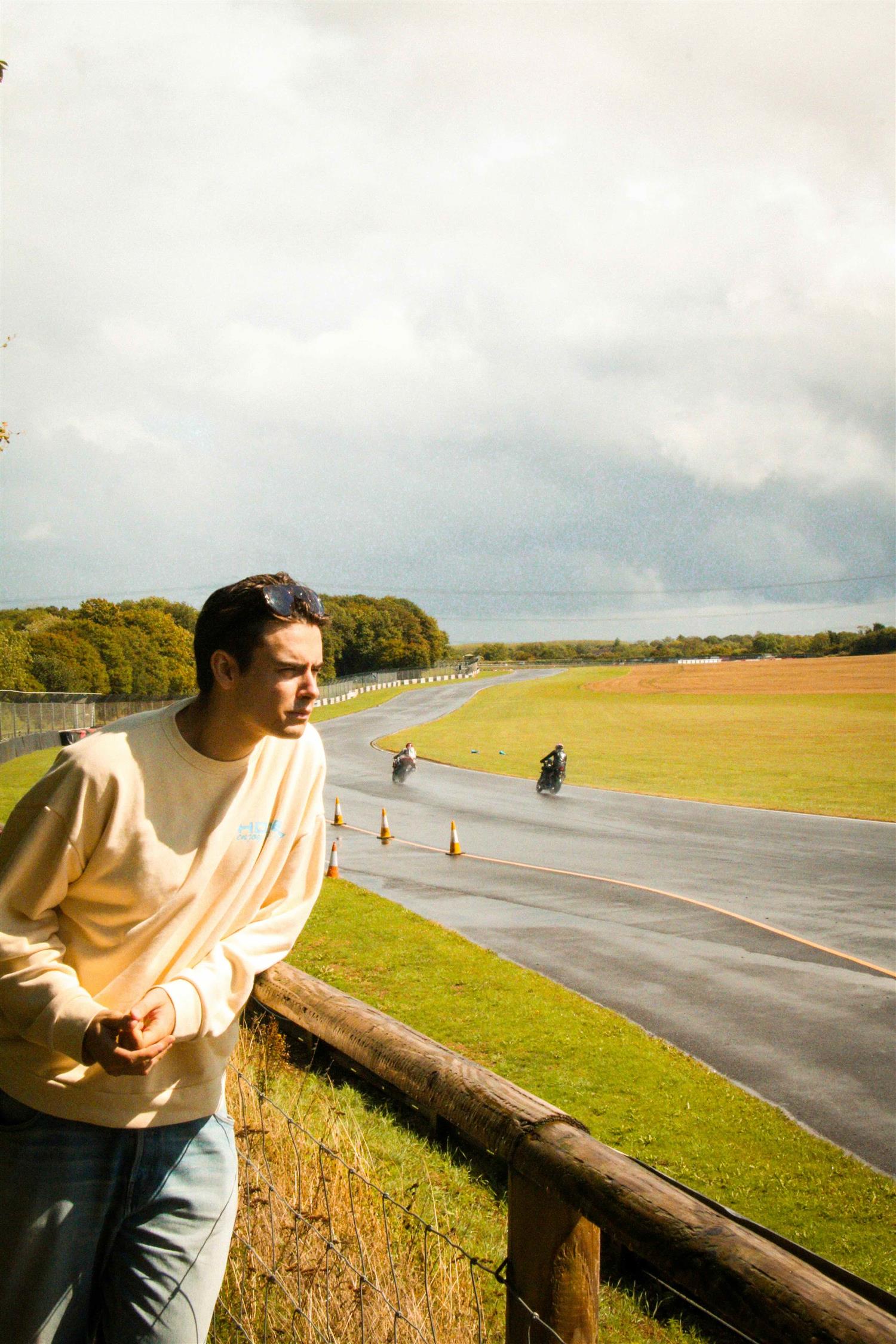 Hotel Sweaters Genser | Trunk Slogan Crewneck Cream