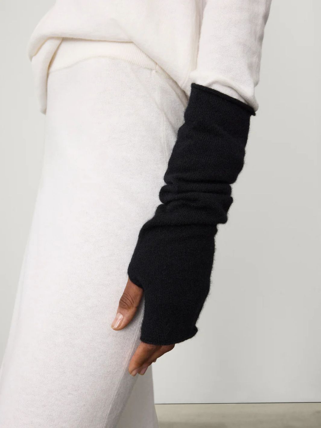 Lisa Yang Accessories Pulsvanter | Aspen Arm Warmers Black