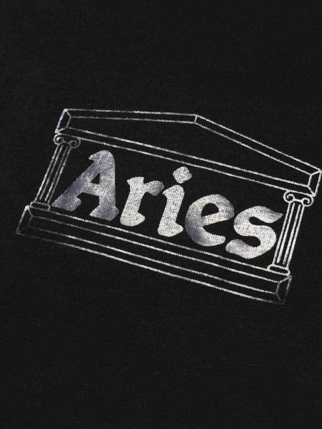 Aries Tees & Longsleeves T-skjorte | Temple SS Tee Black