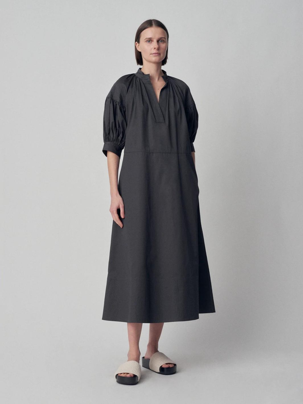 CO Collections Dresses Kjole | Shirred V-Neck Dress Slate